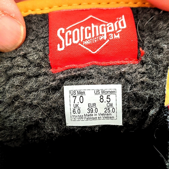 8.5 lined *all weather* Women's sz 8.5 Vans - Picture 5 of 7